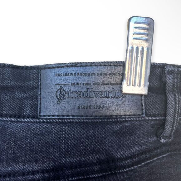 STRADIVARIUS | Black Distressed Skinny Jeans (Size 10) - Picture 3 of 5